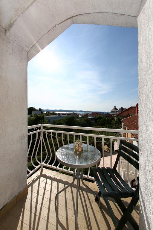 Rooms & Apartments Soline Nuove Biograd Na Moru Exterior photo
