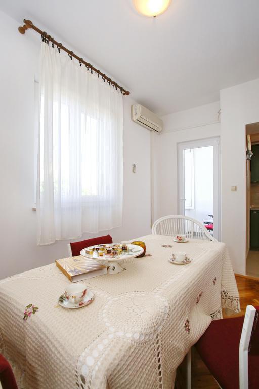 Rooms & Apartments Soline Nuove Biograd Na Moru Exterior photo